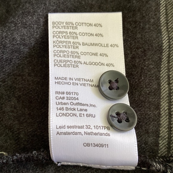 Urban Outfitters NWT Standard Cloth flannel button front grey black plaid - Picture 13 of 14